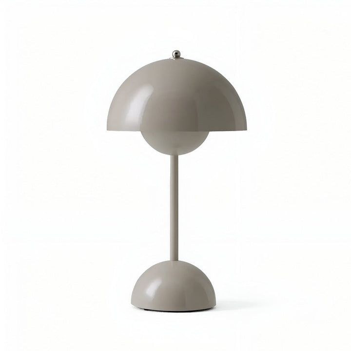 Luminaire design champignon LED sans fil, parfait pour un intérieur moderne.