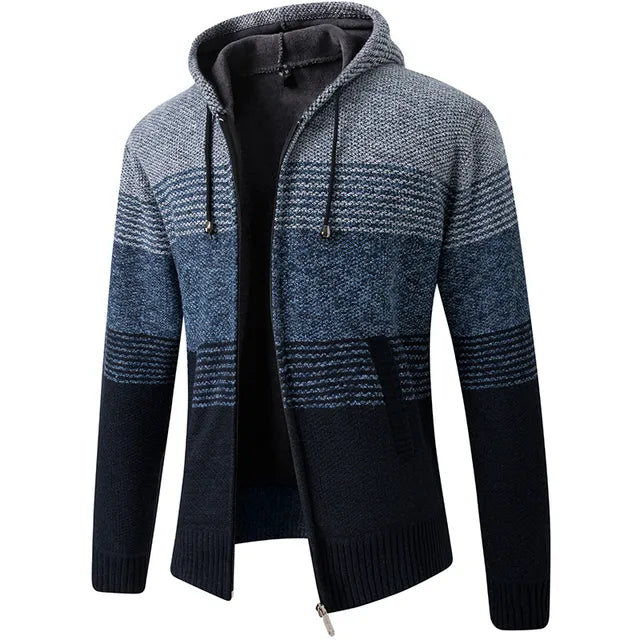 Sweat homme à rayures horizontales, offrant confort et style moderne. Idéal pour un look sport décontracté.