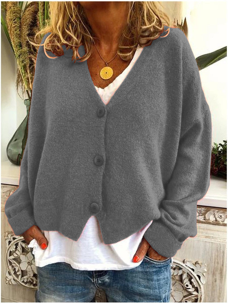 Cardigan femme intemporel, élégant et confortable, se marie avec toutes vos tenues pour un style assuré.