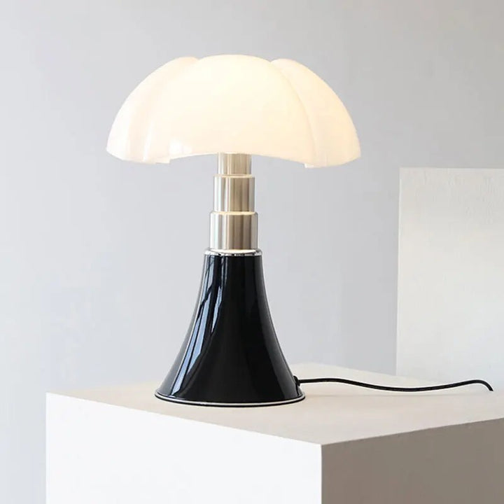 Lampe de table LED florale avec commande tactile, éclairage moderne dimmable pour toute pièce.