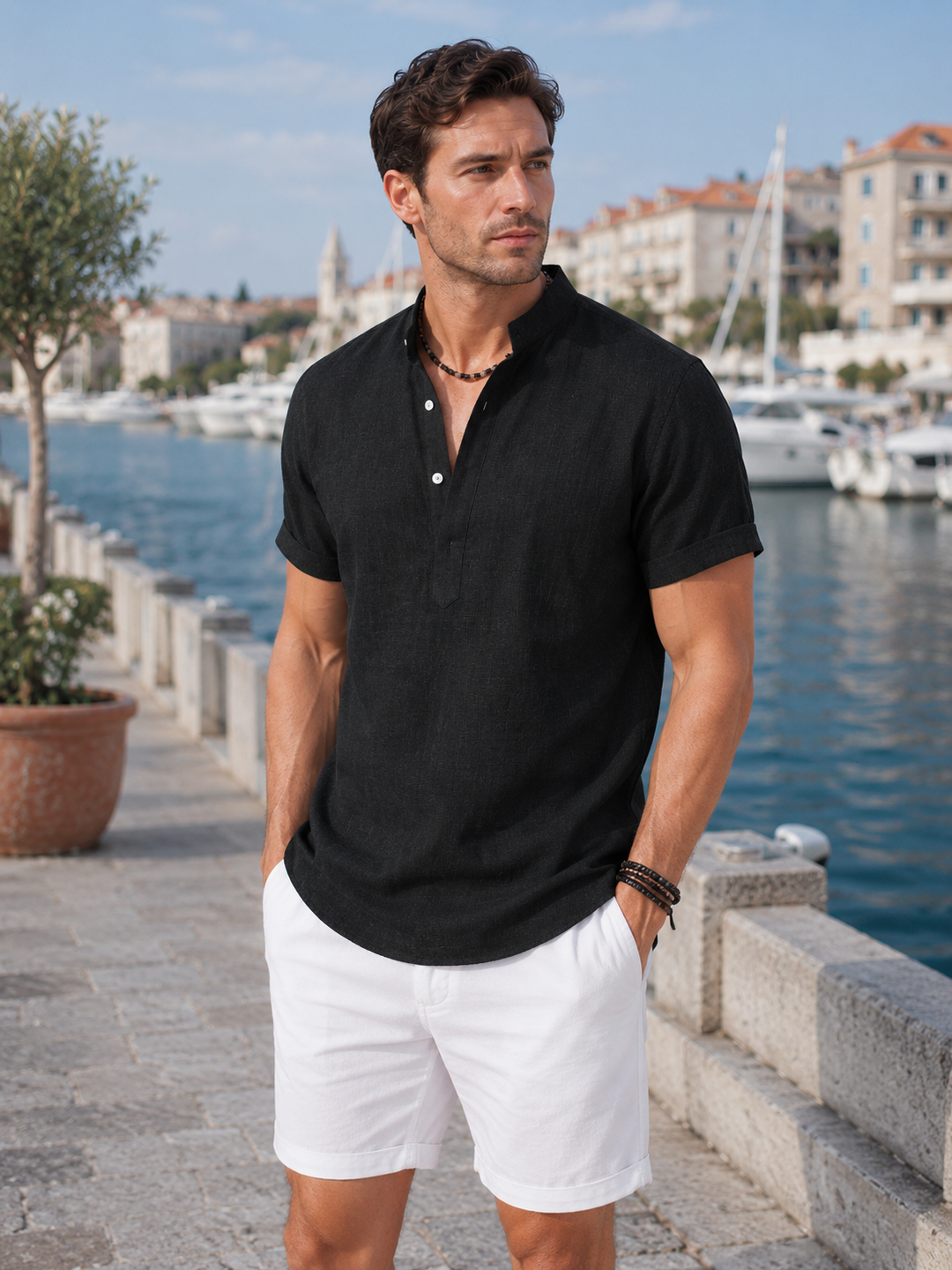 Chemise homme Kairo à col mandarin pour un look moderne. Manches courtes, parfaite pour l'été et le style décontracté.
