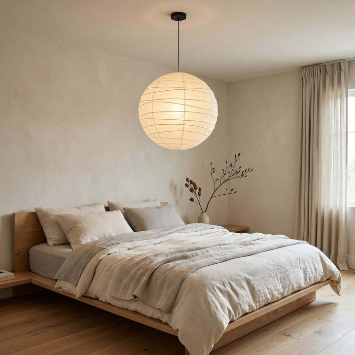 Abat-jour suspension beige, luminaire textile, style moderne idéal pour salon ou chambre à coucher.