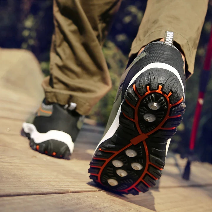 Sneaker de trekking pour hommes, performance légère, parfaite pour la marche et l'extérieur.