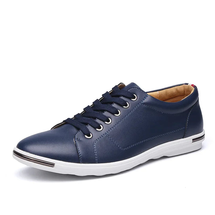 Semelle de sneaker homme, antidérapante et durable, assure confort et résistance urbaine.