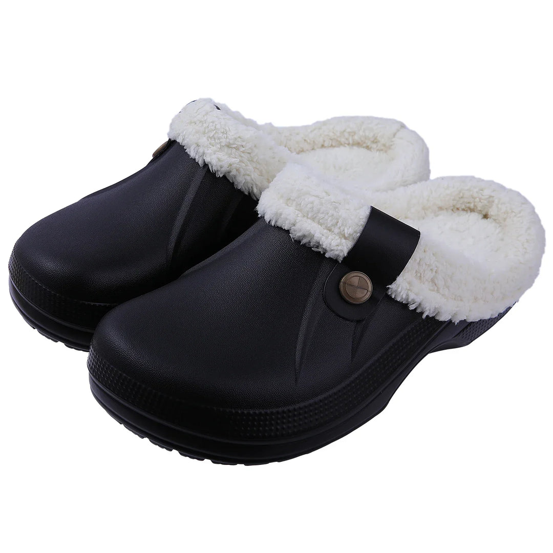Chaussons confortables, style sabot, doublés fourrure LuxuraFleece pour l'hiver.