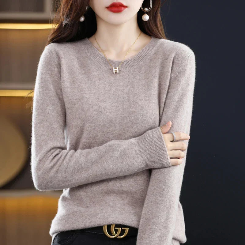 Pull femme en tricot doux, idéal automne/hiver. Chaud, confortable et élégant, vêtements femme.