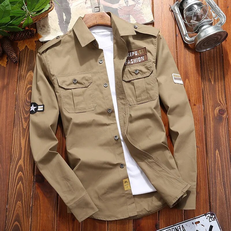 Manches longues de la chemise Ranger homme, poignets boutonnés ajustables, style utilitaire cargo pour un confort optimal.