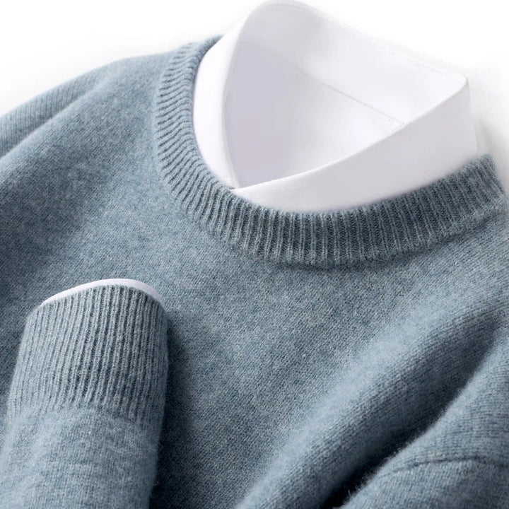 Maille fine et confortable : pull homme en laine mérinos respirante, parfait pour l'hiver.