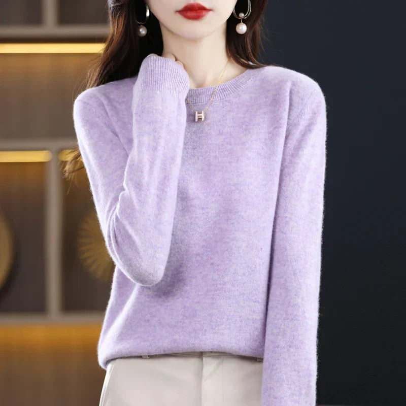 Pull d'hiver femme, élégant et doux au toucher. Essentiel pour votre style chic, mode féminine.