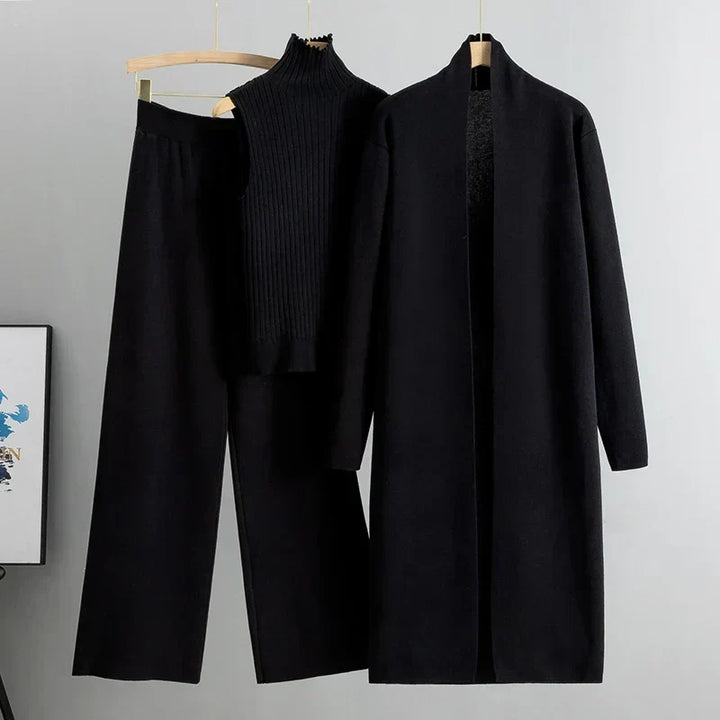 Vêtement féminin polyvalent Helena, ensemble pantalon, pull et veste. Tendance et élégant pour toutes occasions.