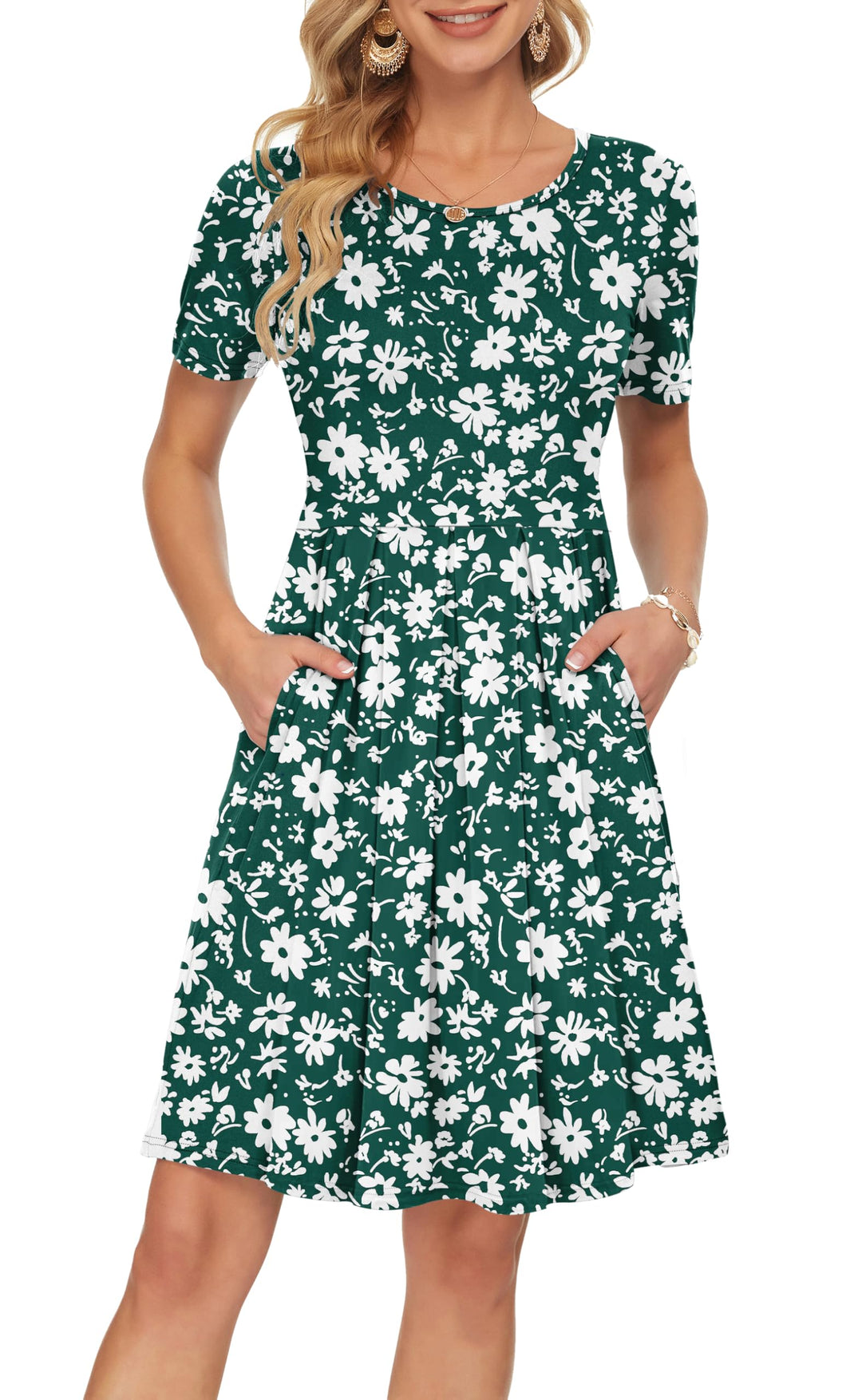 Vêtement femme Sylphine, robe ample plissée, col rond, idéal pour le confort quotidien.