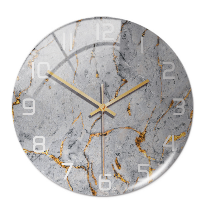 Accessoire maison : horloge murale marbre silencieuse, parfaite pour salon ou chambre.