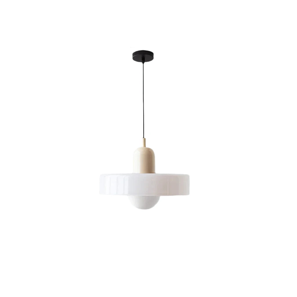 Luminaire suspension en verre CelestiGlass pour cuisine, crée un éclairage fonctionnel et design.