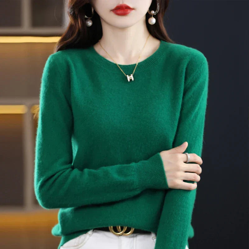 Pull automne femme tricoté, élégant et confortable. Indispensable pour votre garde-robe chic.