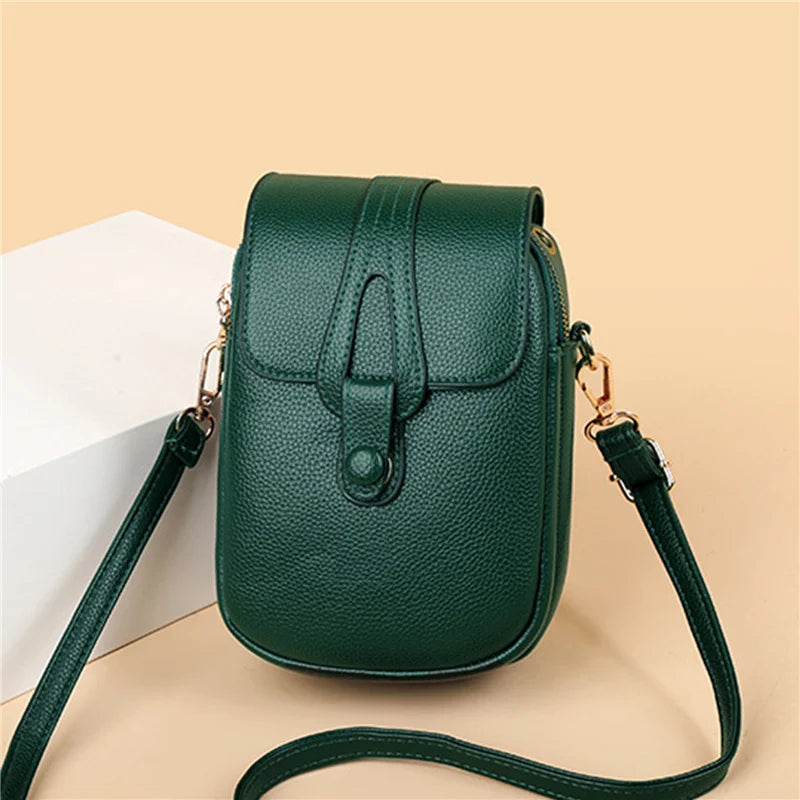 Petit sac à main élégant pour téléphone, parfait comme sac bandoulière pour voyage et organisation femme.