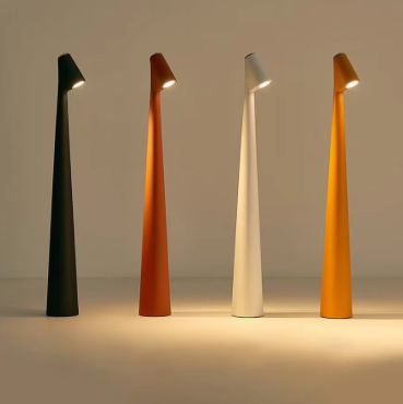 LumiTouch: lampe de table LED sans fil, rechargeable, idéale pour une décoration intérieure ou extérieure.