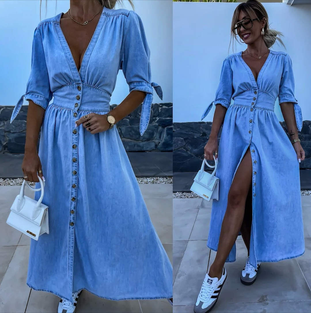 Robe femme midi en jean, col V, boutonnée sur le devant, look décontracté-chic.
