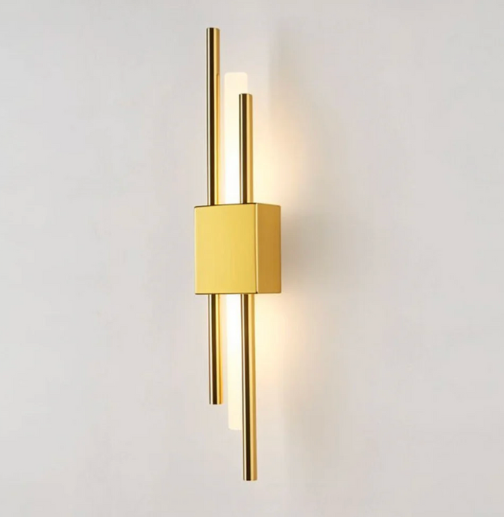 Luminaire mural design LED, ambiance moderne et chic au salon.