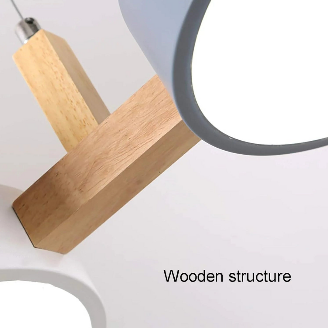 Lustre LED contemporain, adaptable pour cuisine, salle à manger ou salon, style minimaliste.