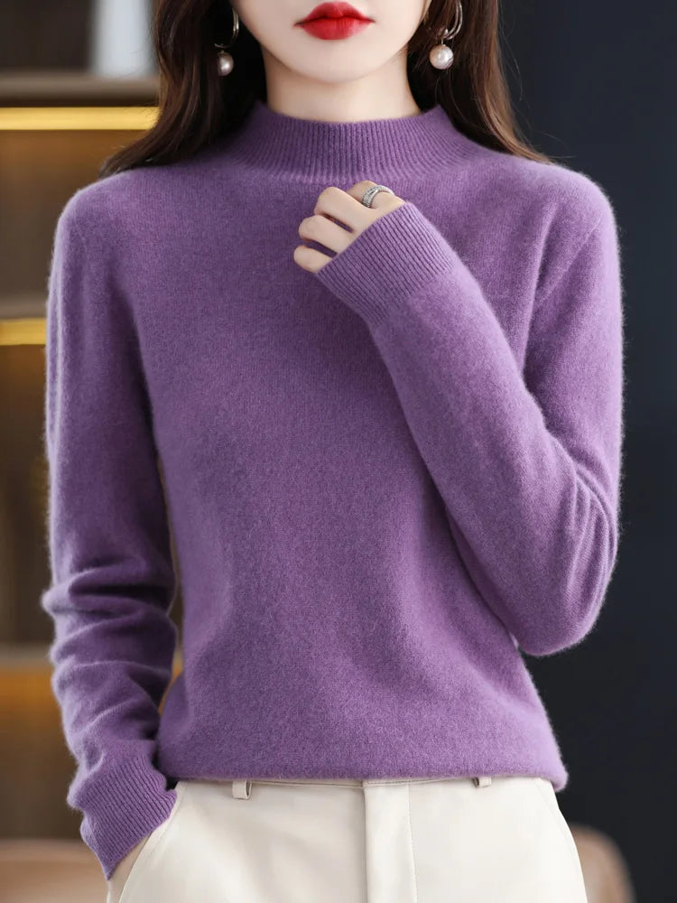 Pull élégant femme avec col montant, parfait pour rester au chaud et stylée cet hiver.