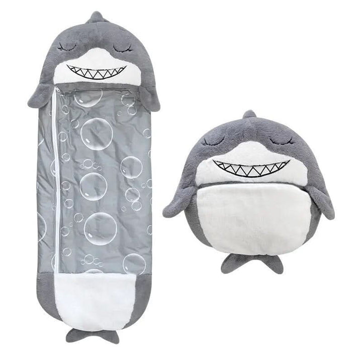 Texture douce et moelleuse du sac de couchage peluche enfant 2-en-1, animal confortable et ludique.