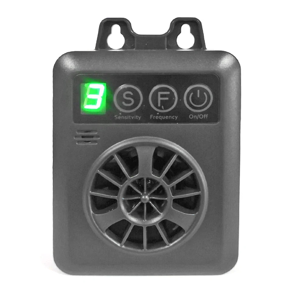 Appareil BarkSilence Luxe anti-aboiement par ultrasons pour chien, usage intérieur/extérieur. Contrôle efficace des aboiements.