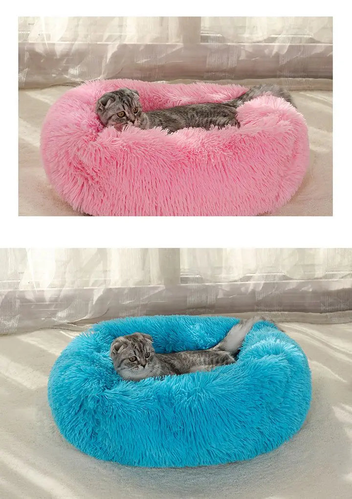 Lit pour chien et chat en peluche, coussin doux pour un sommeil réparateur.