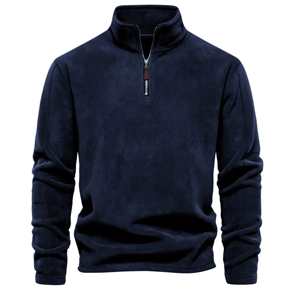 Pull zippé homme mode masculine, col montant pour plus de chaleur. Un essentiel confortable et stylé.