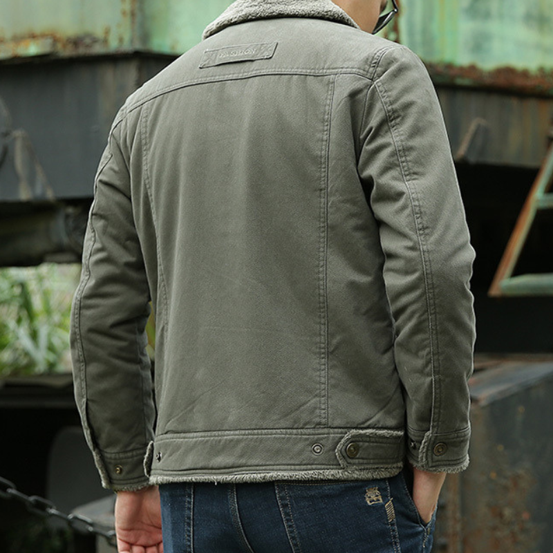 Manteau d'hiver homme Maxie, confortable et parfait pour un usage quotidien. Chaleur garantie.