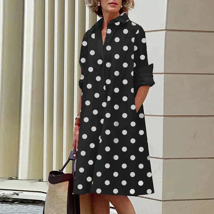 Robe midi décontractée pour femme avec poches, un essentiel confortable et stylé pour la saison chaude.