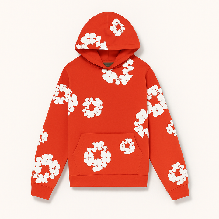 Survêtement homme floral streetwear, porté en milieu urbain. Reflète un look moderne, confortable et décontracté.