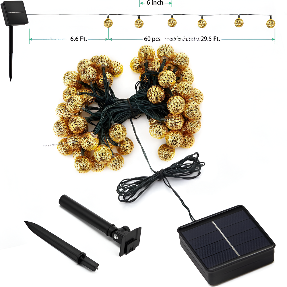 Créez une ambiance orientale unique avec cette guirlande solaire LED à lanternes marocaines pour votre jardin.