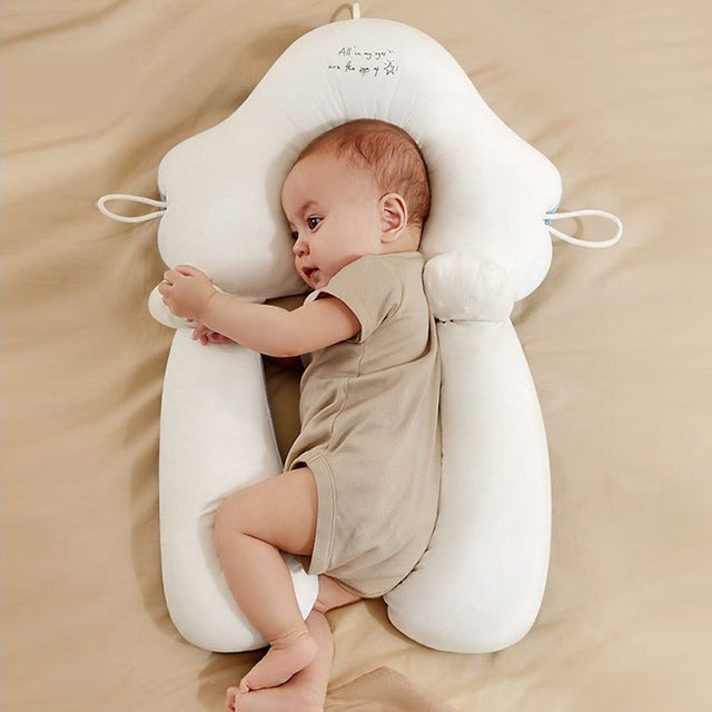 Coussin de sommeil ergonomique, soutien douillet pour bébé, favorise un sommeil profond et prévient tête plate.
