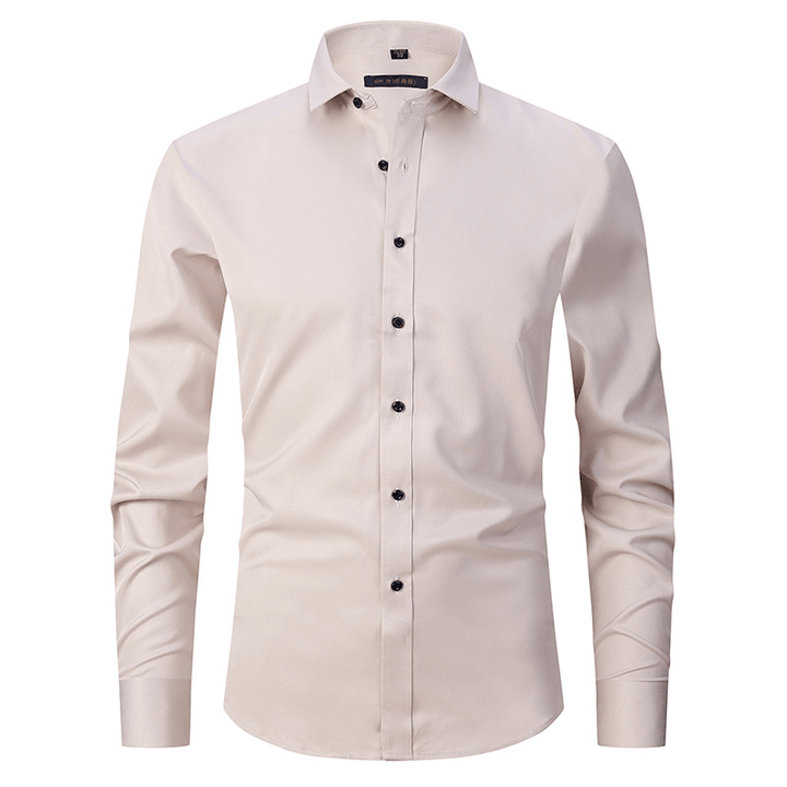 Confort et souplesse avec cette chemise extensible hommes, parfaite pour une journée active.