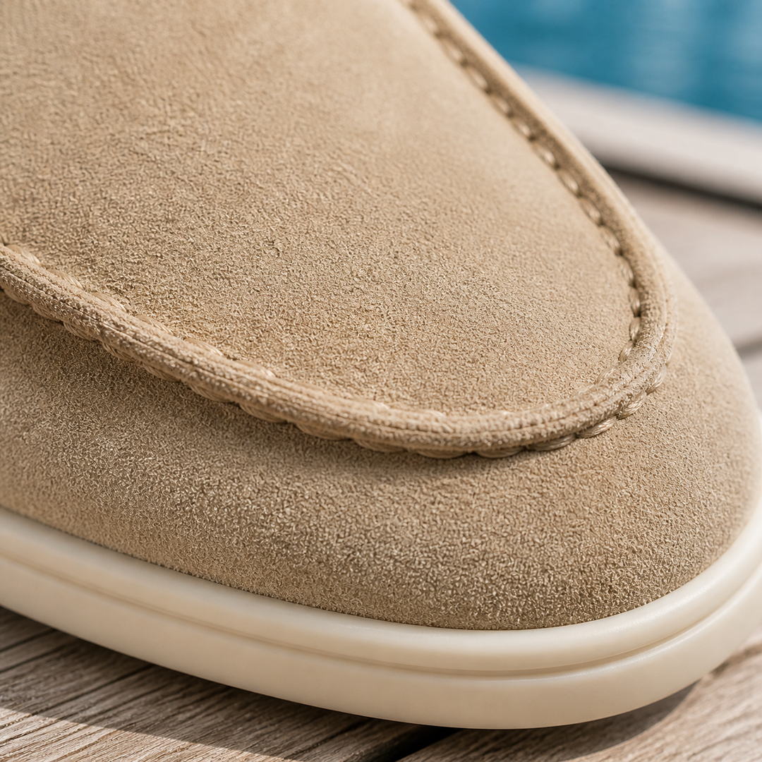 Paire de mocassins homme confortables, bout rond, légers, parfaites pour le quotidien.