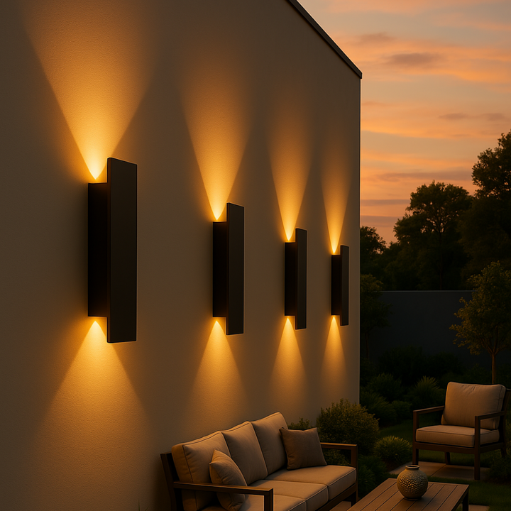 Lumière LED moderne et étanche IP65 pour l'extérieur, crée une ambiance lumineuse dans votre jardin.