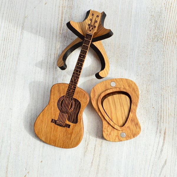 Boîte en chêne massif pour médiators, cadeau parfait pour guitariste et musicien. Accessoire guitare unique.
