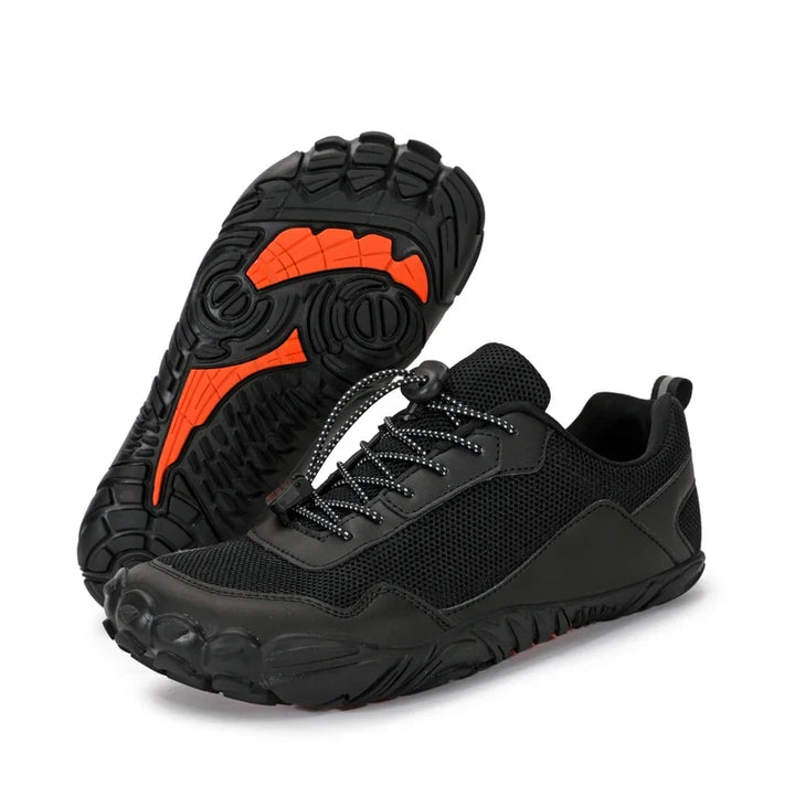 Baskets de trail légères et agiles, pour une sensation pieds nus, parfaites pour la randonnée et le sport.
