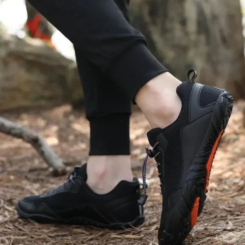 Baskets de randonnée unisexe, légères comme une plume, pour agilité et sensations pieds nus sur sentiers.