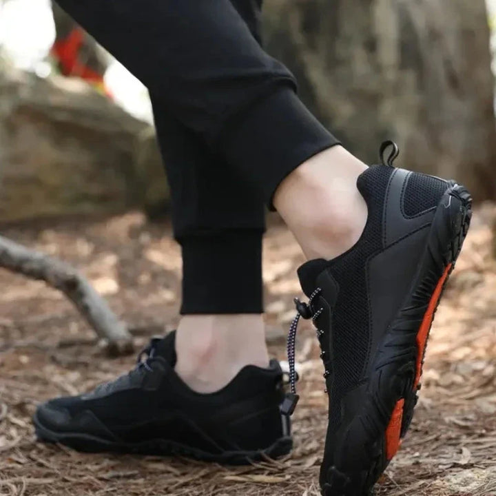 Baskets de randonnée unisexe, légères comme une plume, pour agilité et sensations pieds nus sur sentiers.