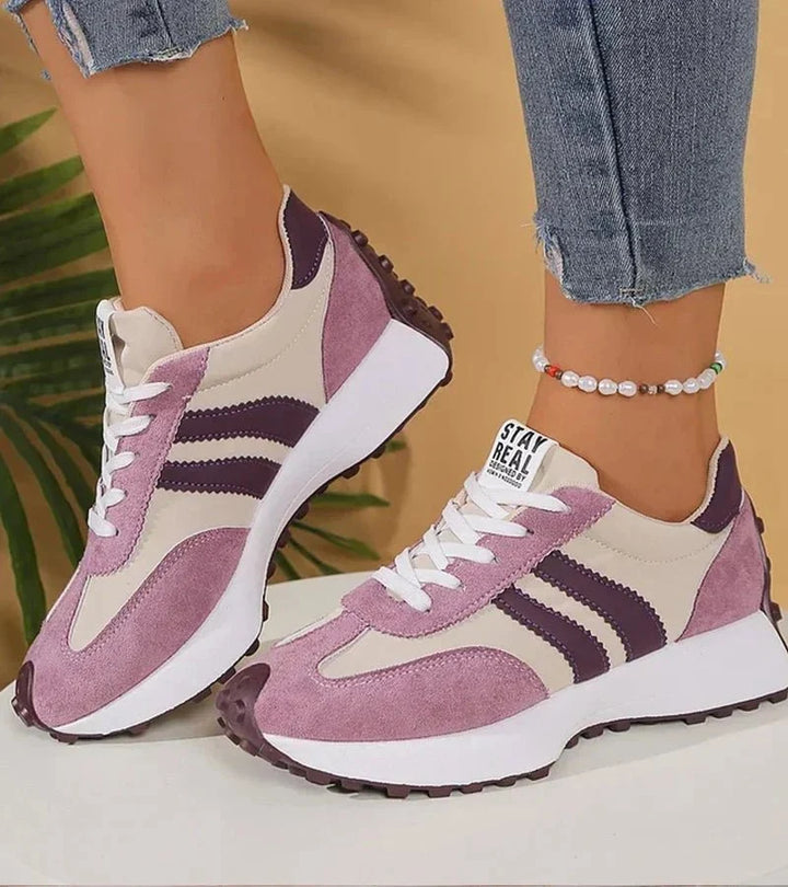 Sneakers plateforme confortables pour femmes, design ergonomique et polyvalent pour la mode féminine.