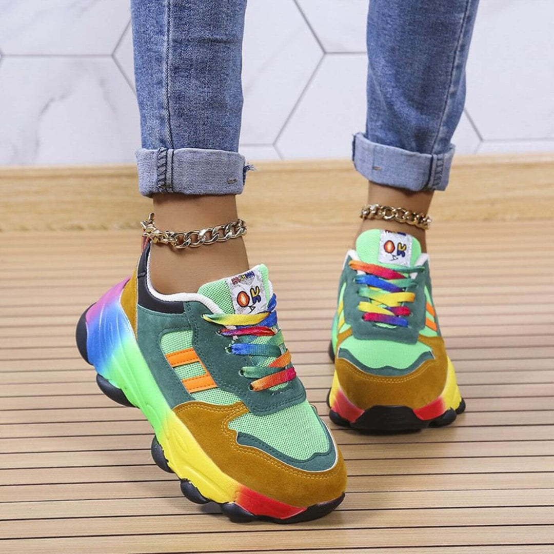 Sneakers femme respirantes vertes, support ergonomique et confort orthopédique pour la marche et le sport.