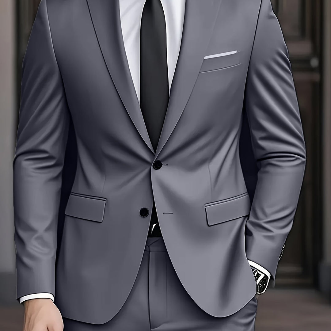 Costume noir homme moderne, coupe élégante, parfait pour les affaires ou soirées chic.