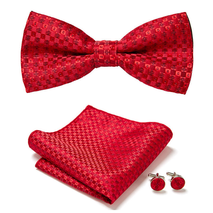 Nœud papillon, pochette, boutons de manchette homme. Idéal pour cérémonie élégante.