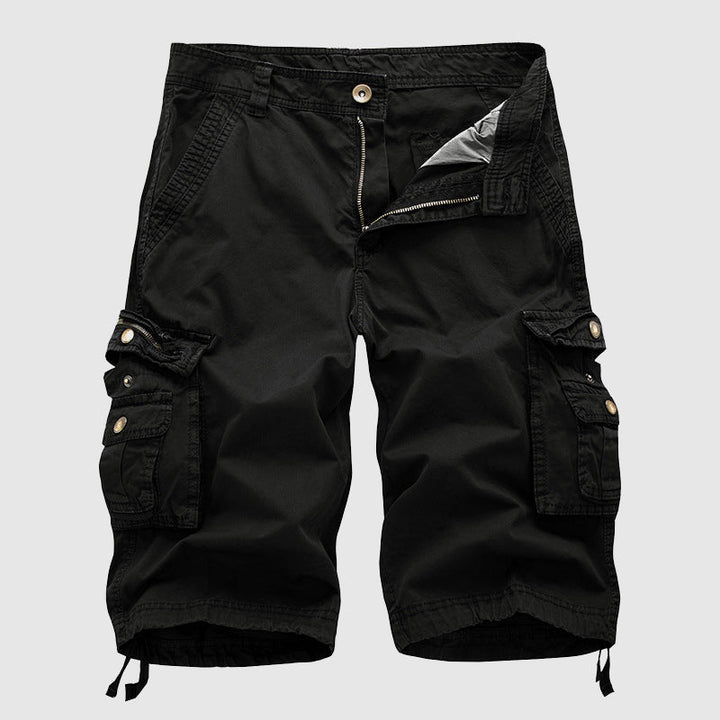 Short cargo polyvalent homme, style décontracté avec multiples poches fonctionnelles.