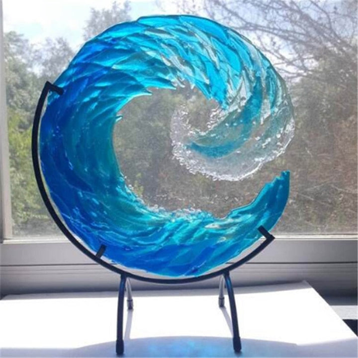 Vague océanique AquaWave en verre aqua, sculpture de design moderne pour une décoration de maison élégante et captivante.