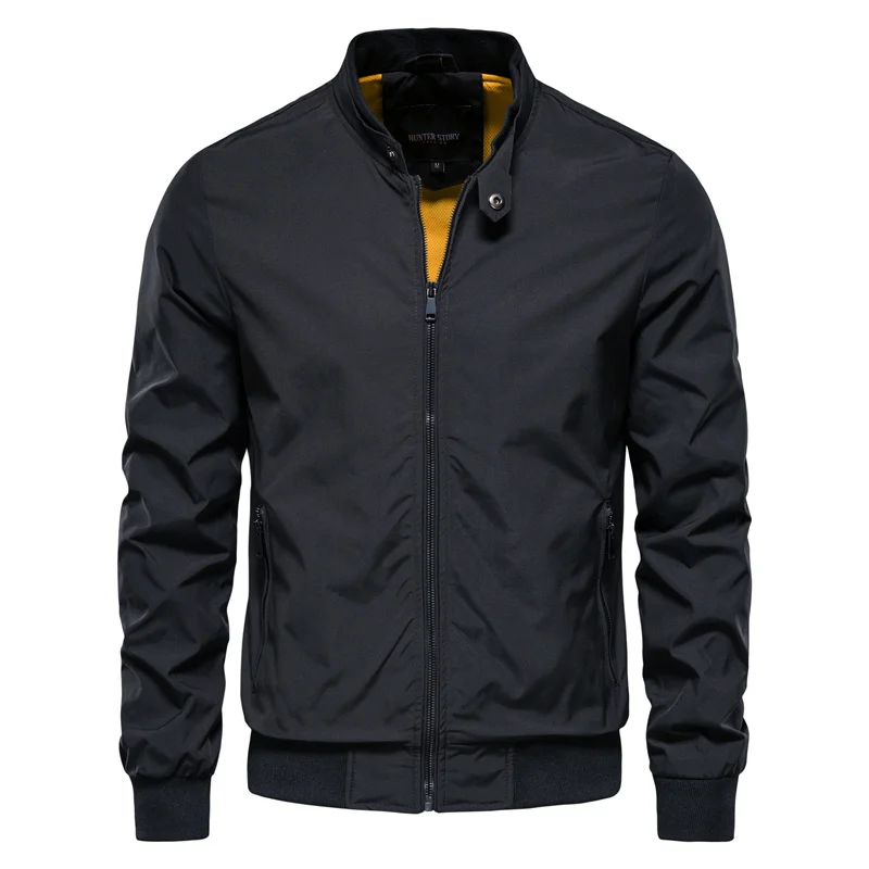 Blouson bomber homme élégant et tendance pour le printemps-été, coupe classique décontractée.