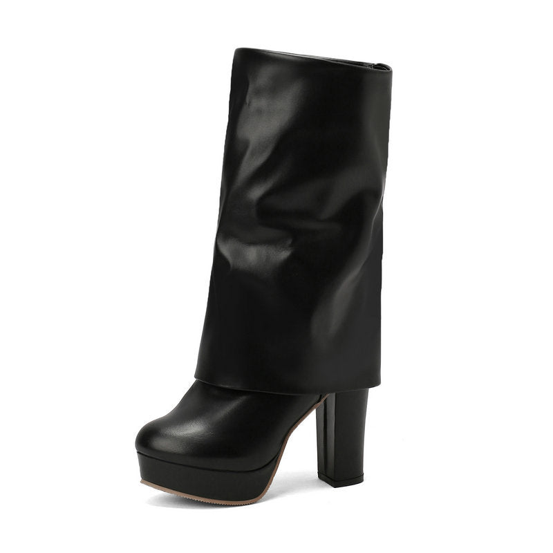 Élégantes bottes femme à talon bloc, semelle compensée, style rétro, chaussures tendance.