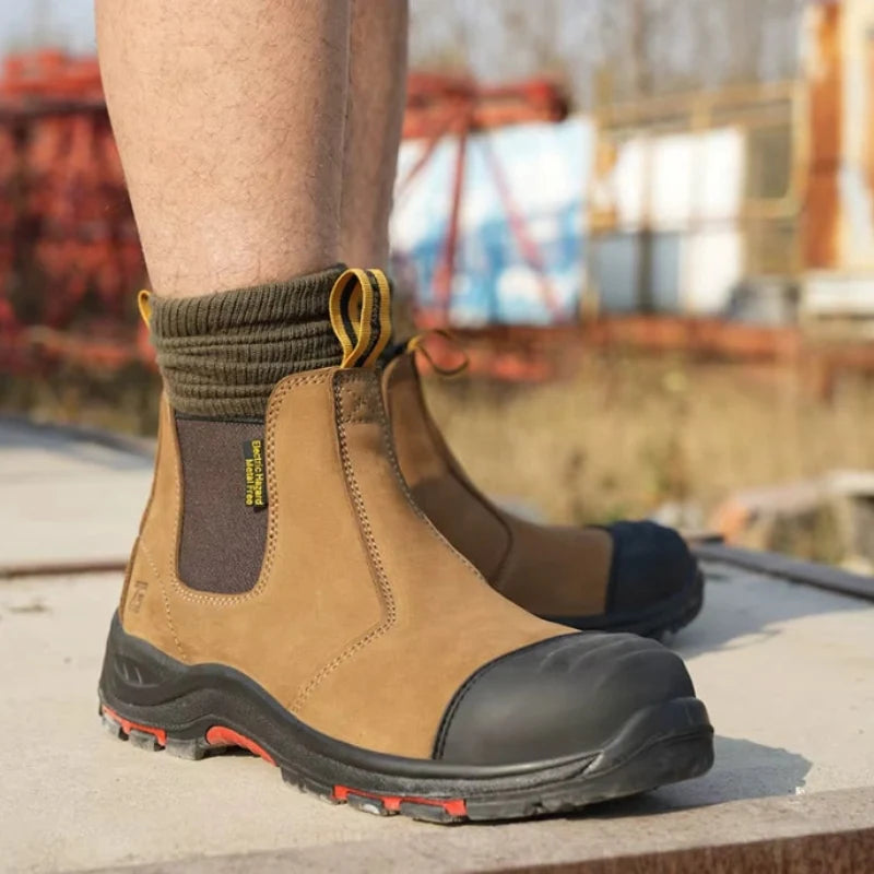Bottines de sécurité homme noires sans lacets. Chaussures de travail légères et modernes avec protection embout acier.