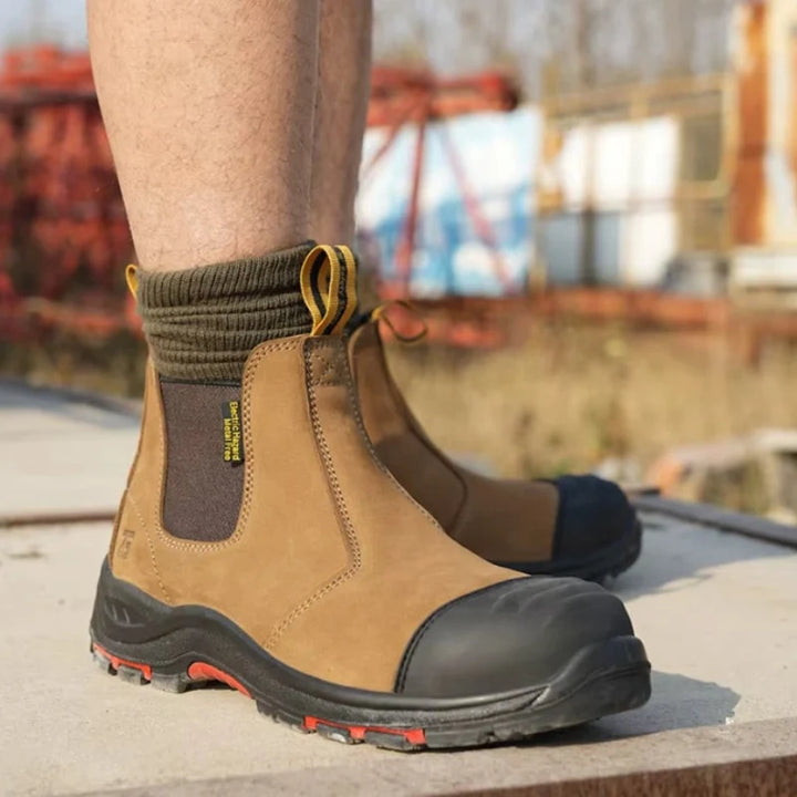 Bottines de sécurité homme noires sans lacets. Chaussures de travail légères et modernes avec protection embout acier.